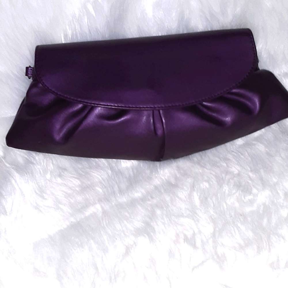 New York & Company wristlet